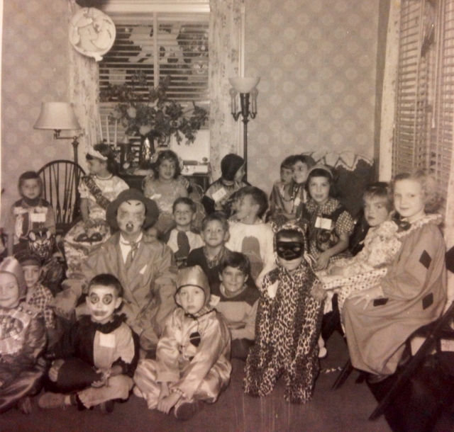 James Mayes Halloween Part 1958 - Image 2 of 5